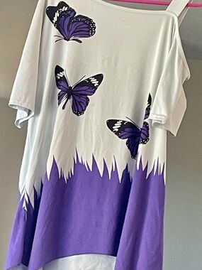 Women's Fairycore White and Purple Butterfly Graphic Cold-Shoulder Tunic Top 1x